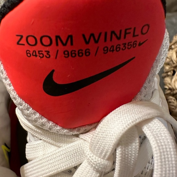 Nike zoom Winflo woman’s runner shoes 👟🔥❤️ - Picture 6 of 6